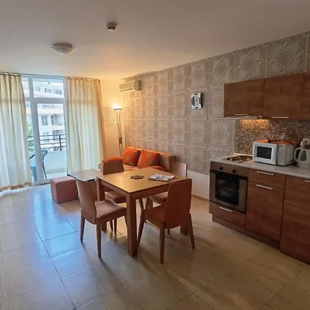 Sun Village Apartment *